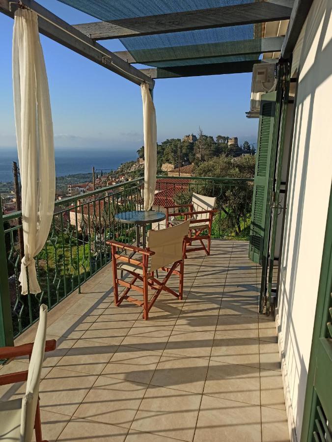 Kiparissia Castle & Sea View Vila Kyparissia Exterior foto